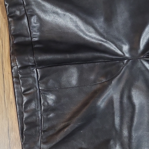 PRETTY LITTLE THINGS Black Faux Leather High Waisted Split Hem Leggings - Picture 4 of 14